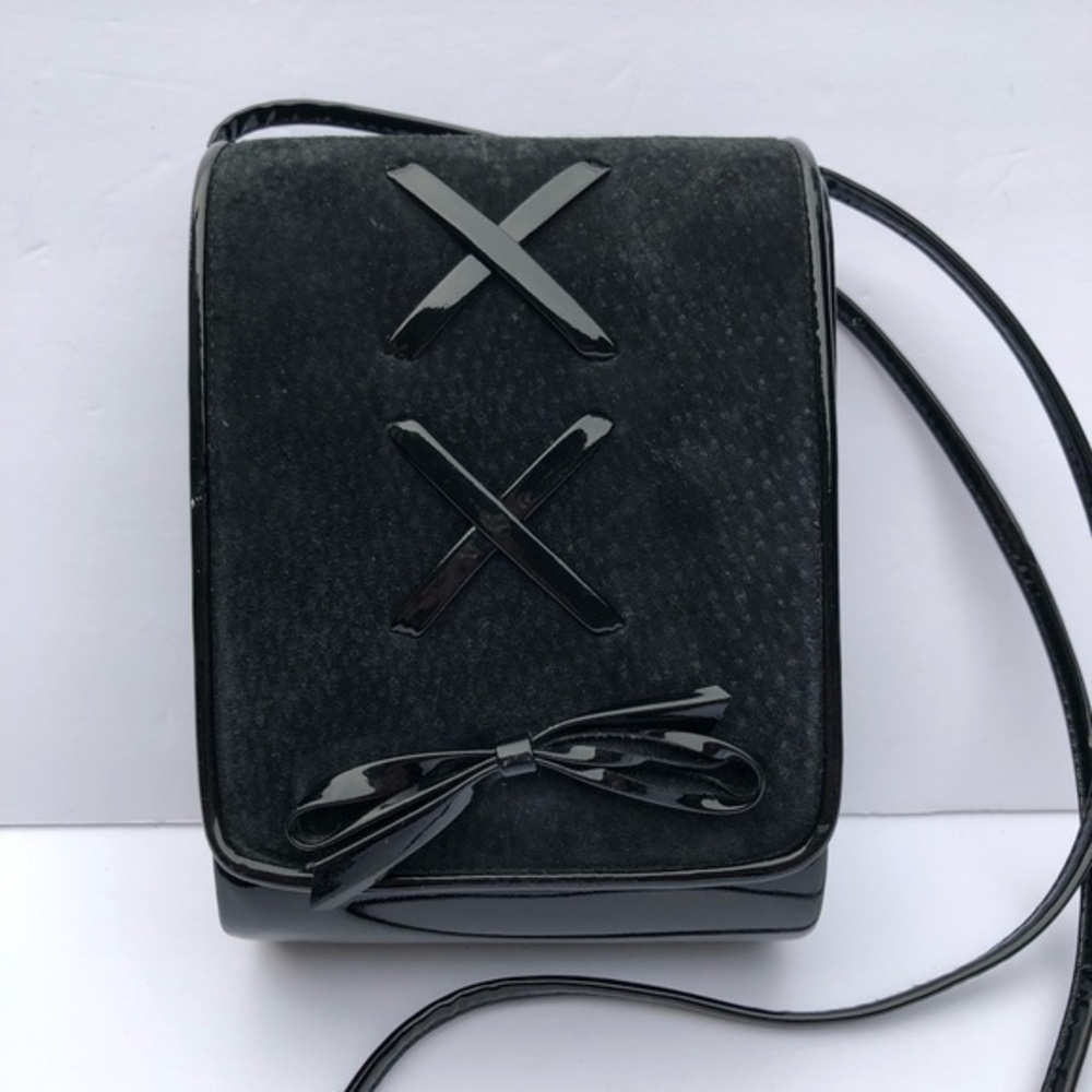 ANDE’ Faux Suede & Patent Leather Bag. EUC.